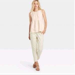 Who What Wear Birch White Textured Sleeveless Peplum Top with Double Back